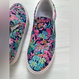 Lilly Pulitzer Pink Purple and Blue Floral Canvas Sneakers Sz 7
